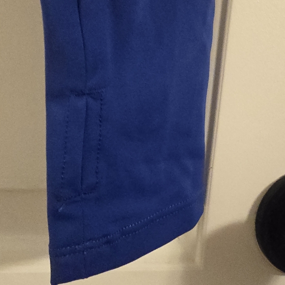 BetterMe Long Sleeve Crew Neck Shrug - Picture 3 of 5